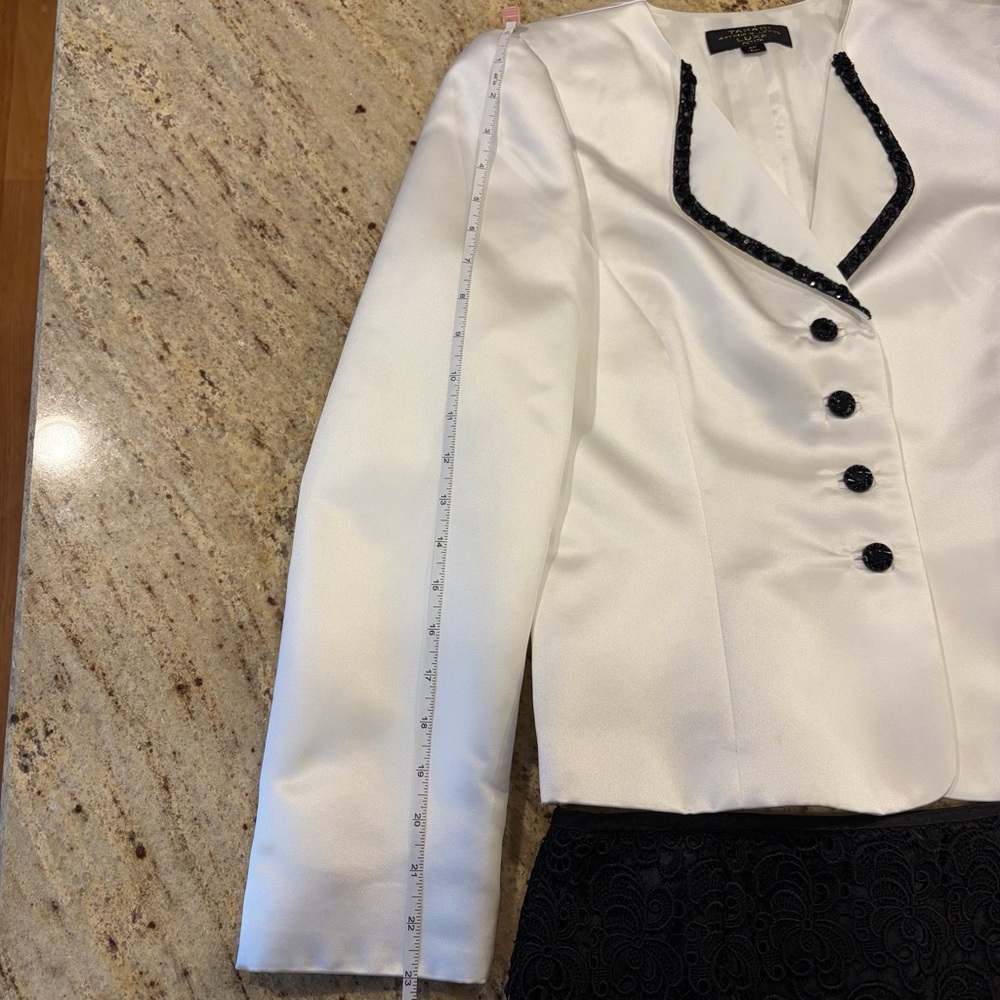 NWT Tahari Luxe 8P Petite Skirt Suit Ivory Black Beaded Lace Madison Set $320 - Picture 5 of 7